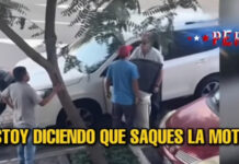 ▶️¡IMPUNIDAD EN SAN ISIDRO! CONDUCTOR EMBISTE MOTO POR ESTACIONAMIENTO